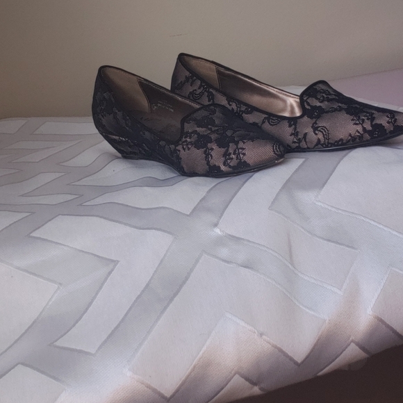 Nygaard Shoes - Picture 3 of 7